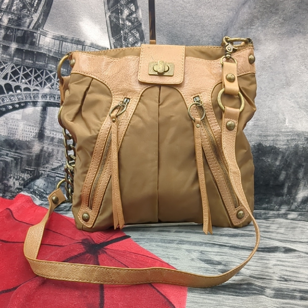 Donald Pliner Brown Bag